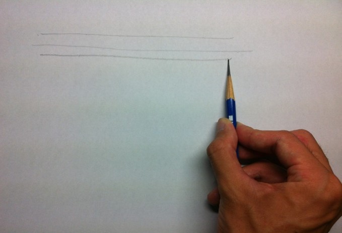 鉛筆を寝かせて横の線を描く